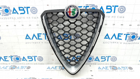 Alfa Romeo Stelvio 18-22 radiator grille assembly with emblem, sand
