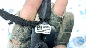 Alfa Romeo Stelvio 18-25 passenger seat belt latch black