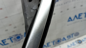 Upper front left door molding for Alfa Romeo Stelvio 18-22, chrome with glass seal, scratches