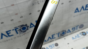 Upper front left door molding for Alfa Romeo Stelvio 18-22, chrome with glass seal, scratches