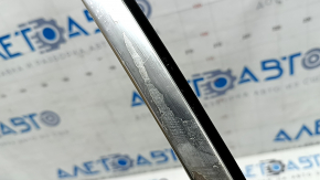 Upper front right door molding for Alfa Romeo Stelvio 18-22, chrome with glass seal, scratches, glued on