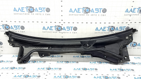 Alfa Romeo Stelvio 18-25 plastic windshield wiper grille with torn seal