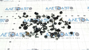 Incomplete bumper-hood hardware for Alfa Romeo Stelvio 18-25