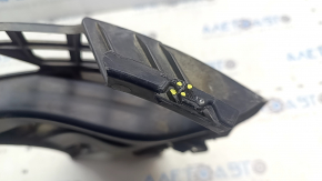 Left front bumper bracket for Volkswagen ID.4 21-22, cracked