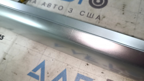 Left longitudinal roof rail for Audi Q5 80A 18-24 chrome, missing stud, scratches