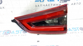 Nissan Rogue Sport 20-22 right inner tailgate light scratches