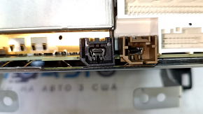 Nissan Rogue Sport 19-22 radio with navigation