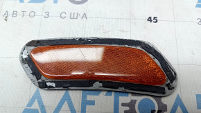Left front bumper reflector for Volkswagen ID.4 21-25 (scratch)
