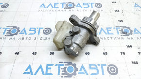 Honda CRV 17-19 brake master cylinder without reservoir