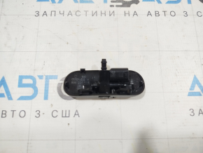Windshield washer nozzle right Audi Q7 16- with heating OEM