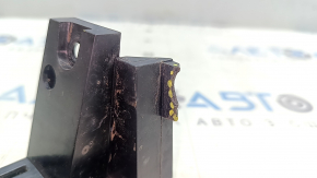 The left keyless antenna bracket for a Volkswagen ID.4 21-25 is broken.
