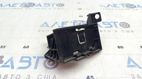 The left keyless antenna bracket for a Volkswagen ID.4 21-25 is broken.