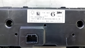 Nissan Rogue Sport 17-22 automatic climate control, dual zone
