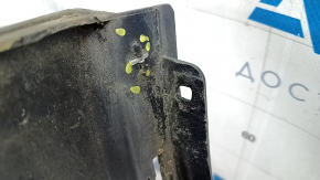 The rear bumper is bare, the lower part of the Audi Q5 80A 18-20 black, the fasteners are broken, the fasteners are broken, scratches