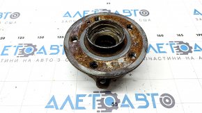 Mercedes W167 GLE 350 450 20-24 rear left wheel hub rusty