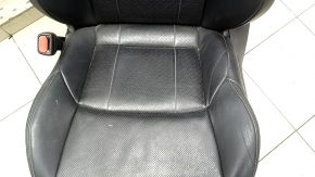 Toyota Venza 21-24 electric driver's seat with airbag, black leather, heated, ventilated, perforated, XLE, dry-cleanable, scratches
