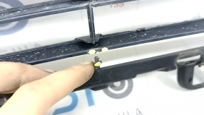 BMW X5 F15 14-18 front bumper lower grille without Base radar, broken honeycomb, broken fasteners
