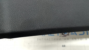 Audi Q8 19-25 black lower right rear pillar trim, scratches
