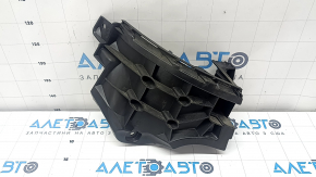 Left rear bumper mount under the Audi Q8 19-23 taillight
