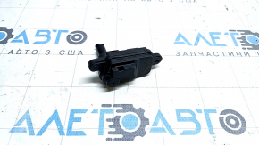 Audi A4 B9 17-20 gas filler flap lock without cable
