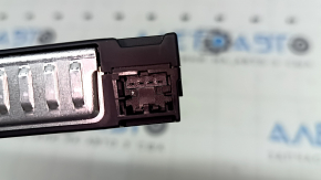 USB Hub Audi Q8 19-25 2 USB
