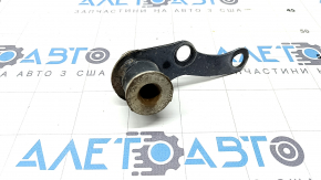 Exhaust manifold bracket, center left, Jeep Grand Cherokee WK2 11-22 3.6 type 2
