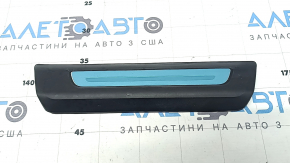 Rear right outer door sill trim for Audi Q8 19-25, black with chrome, scratches, broken fastener, dent