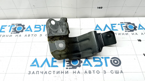 Front fender bracket left rear Audi Q8 19-25