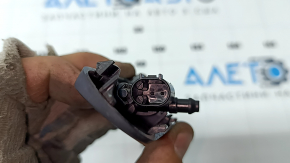 Left windshield washer nozzle with heating for Audi Q8 19-25