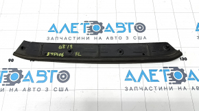 Left hood seal for Audi Q8 19-25, crack in mounting