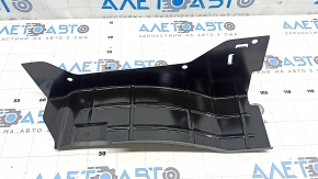 Upper fuel injection valve mounting plate for the Audi Q8 19-25 MHEV 48V