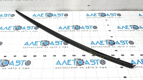 Right windshield molding for Audi Q8 19-25