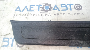 Rear left outer door sill trim for Kia Niro 17-22, black, scratches