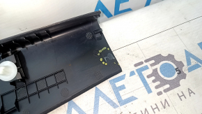 Kia Niro 17-22 black upper trunk door trim, broken fastener, scratches