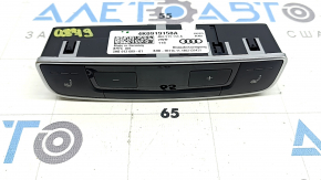 Audi Q8 19-25 rear climate control with heated seats, scratches