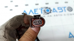 The hood lock sensor chip for the Audi Q8 19-25