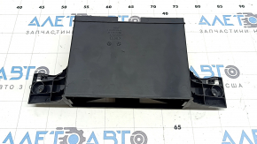Audi Q8 19-25 Radio Tape Bracket