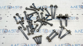 Incomplete rear suspension hardware for Volkswagen ID.4 21-25
