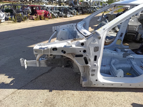 Jeep Grand Cherokee WK2 11-22 front left quarter panel on the body, white