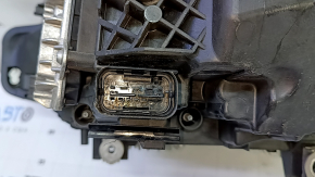 BMW 3 F30 16-18 LED front right headlight assembly, scratch, crack on the glass