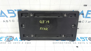 Audi Q8 19-25 tailgate license plate area