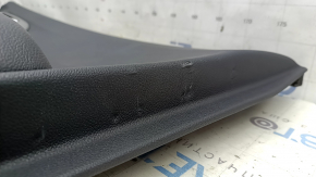 Black front right door panel for a Kia Niro 17-22, gray insert, rubber armrest, scratches, needs cleaning, nicks