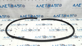 Front left door seal for Audi Q8 19-25