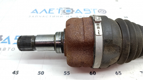 The rear right half shaft of a Volkswagen ID.4 21-22 is rusty.