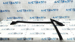Front left window seal for Audi Q8 19-25