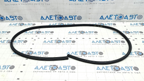 Front right door seal for Audi Q8 19-25