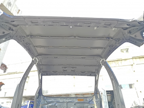Metal roof of Toyota Prius 30 10-15 on the body, dented