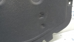The hood insulation of the VW Jetta 19-24 is dented.