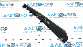 Front right door seal bracket for Audi Q8 19-25