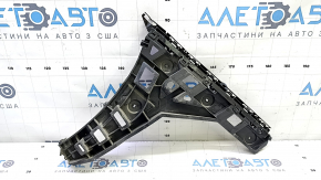 Left rear bumper mount for VW Jetta 19-21, crack in mount